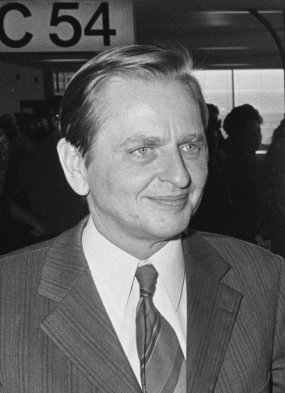 Portrait photo of Olof Palme
